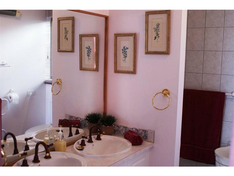 12 Capri Drive, Sandy Bay TAS 7005