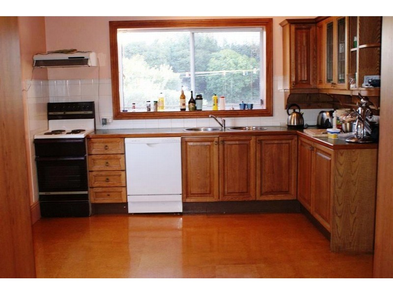 9 Pine Street, West Hobart TAS 7000