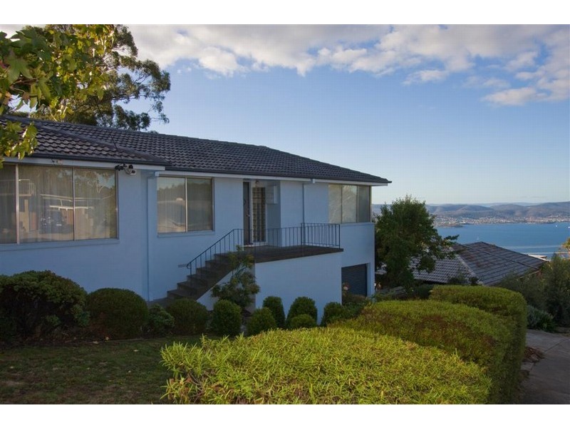 12 Avondale Grove, Mount Nelson TAS 7007
