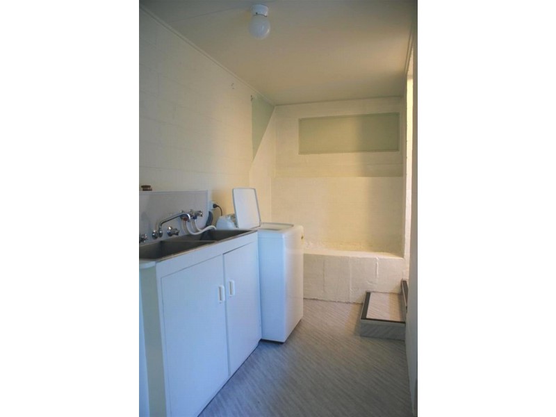 1/152 Derwent Avenue, Lindisfarne TAS 7015