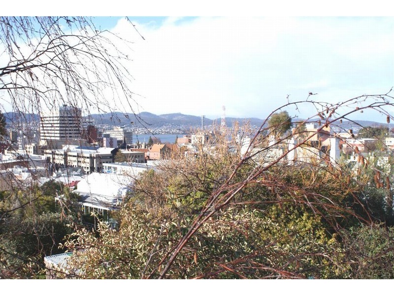 2/2 Forest Road, West Hobart TAS 7000
