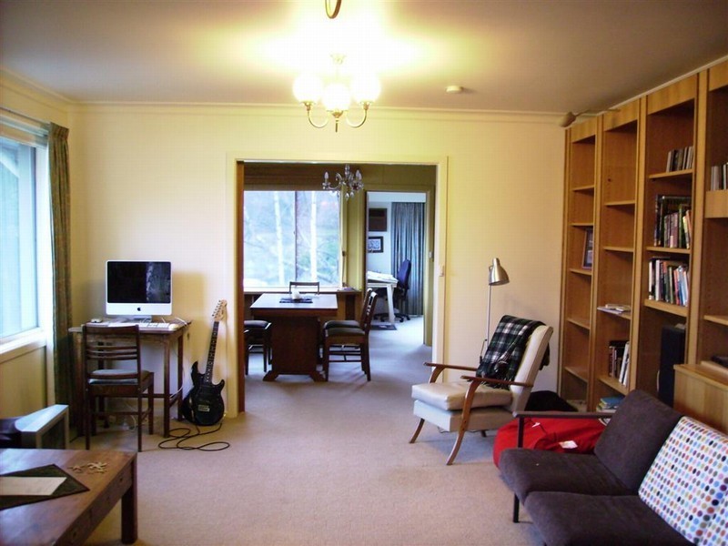 10 Lauramont Avenue, Sandy Bay TAS 7005