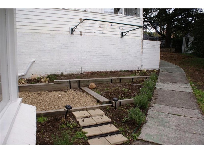 4 Nile Avenue, Sandy Bay TAS 7005