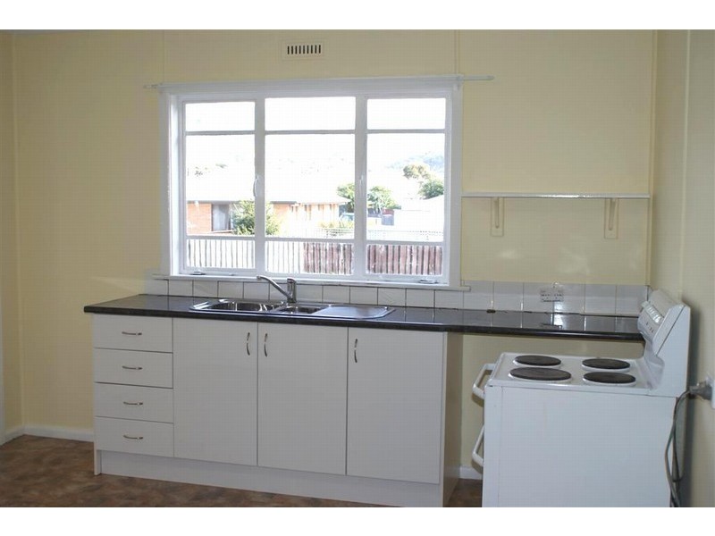 1/24 Barry Street, Glenorchy TAS 7010