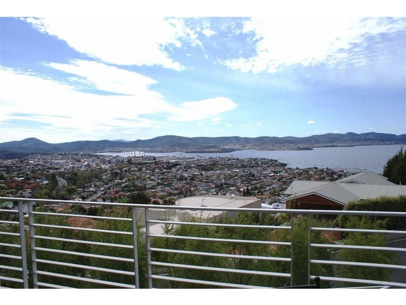 9 Caroline Street, Dynnyrne TAS 7005