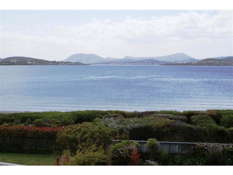 5/11 Beechworth Road, Sandy Bay TAS 7005