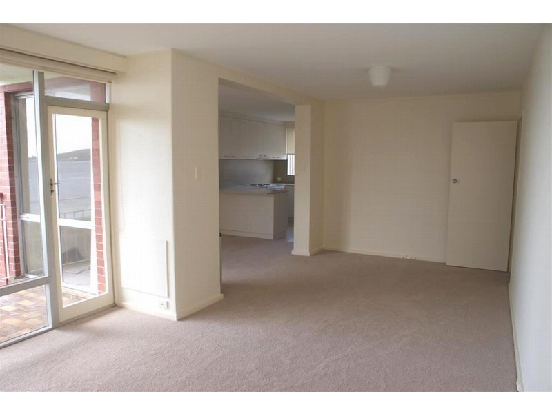 5/11 Beechworth Road, Sandy Bay TAS 7005