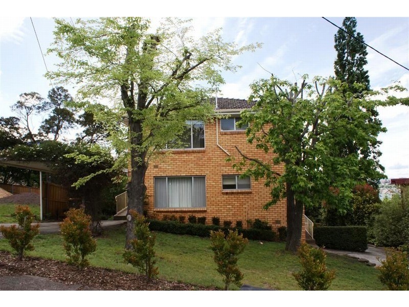 2/13A Quamby Avenue, Sandy Bay TAS 7005