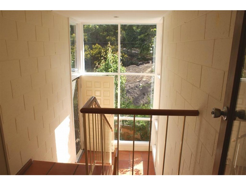 2/13A Quamby Avenue, Sandy Bay TAS 7005