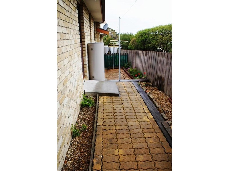 8/169 Risdon Road, Lutana TAS 7009