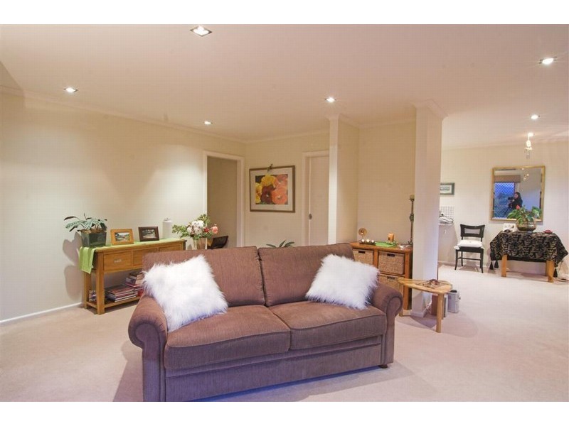 2/527 Churchill Avenue, Sandy Bay TAS 7005