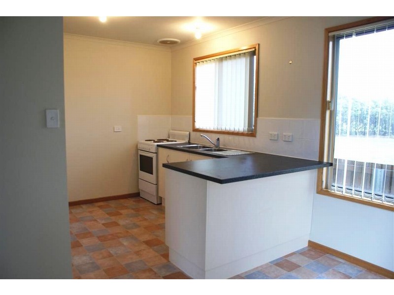 2/8 Heather Road, Risdon Vale TAS 7016