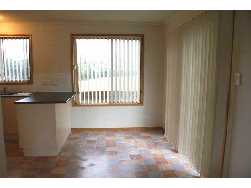 2/8 Heather Road, Risdon Vale TAS 7016