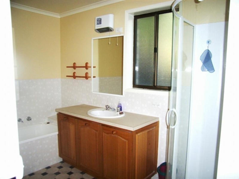 2/28 Waterworks Road, Dynnyrne TAS 7005