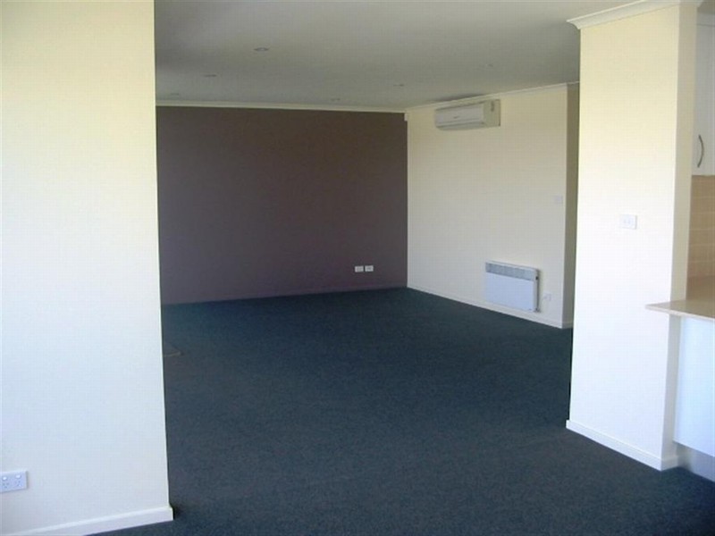 8 Liam Drive, Kingston TAS 7050