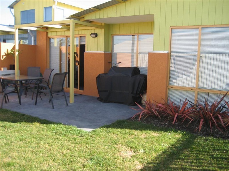 8 Liam Drive, Kingston TAS 7050