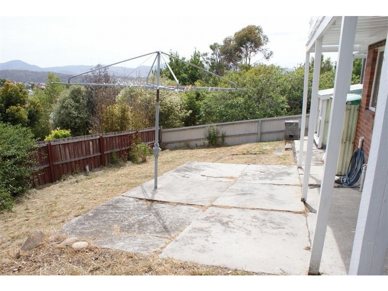 26 Whelan Crescent, West Hobart TAS 7000