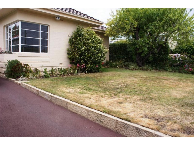 9 Swanston Street, New Town TAS 7008