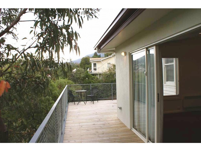 2/354 Liverpool Street, West Hobart TAS 7000