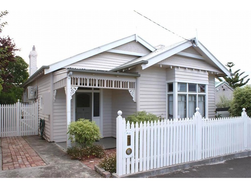 70 Carlton Street, New Town TAS 7008
