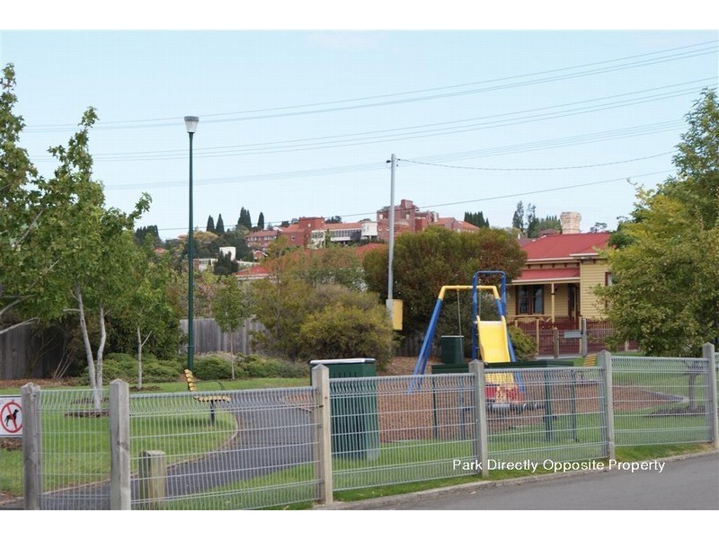 70 Carlton Street, New Town TAS 7008