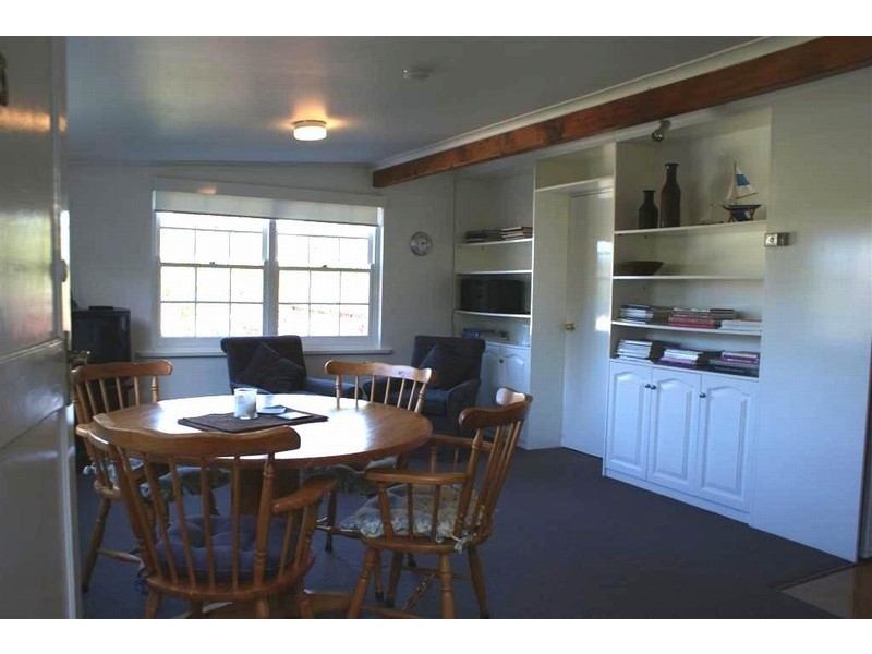 6 Channel Highway, Taroona TAS 7053
