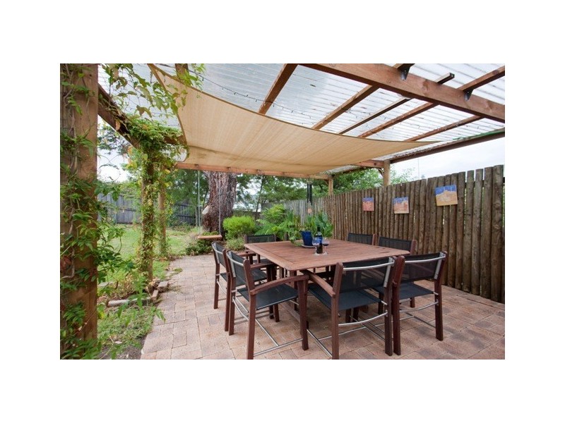 3 Broad Street, Lindisfarne TAS 7015