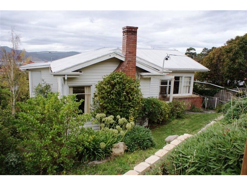 23 Gordon Avenue, Mount Stuart TAS 7000