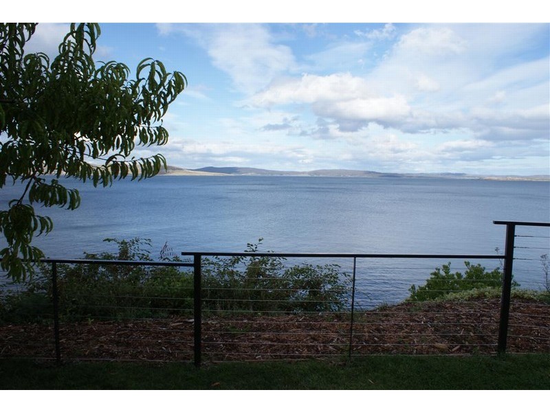 28 Karingal Court, Taroona TAS 7053