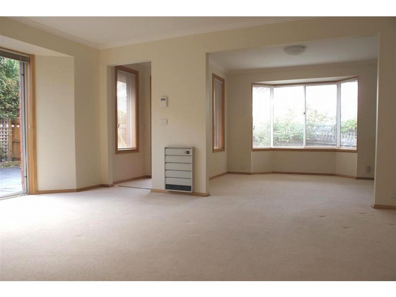 1/47a Giblin Street, Lenah Valley TAS 7008