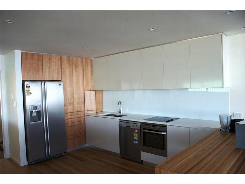 16b Ocean Esplanade, Blackmans Bay TAS 7052