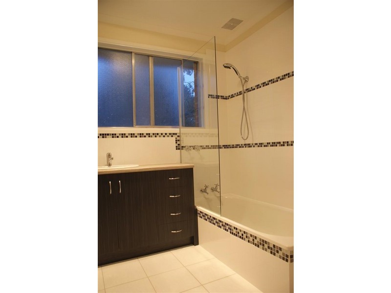 3 Alwyn Road, Lenah Valley TAS 7008