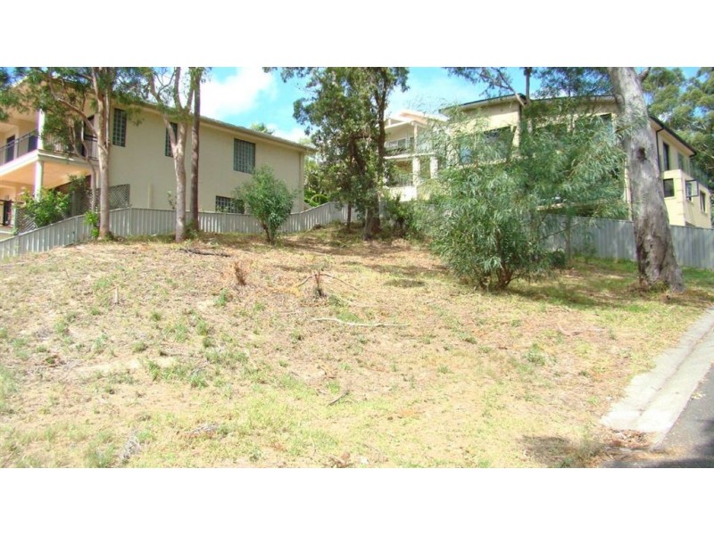 33 Wallawa Road, Nelson Bay NSW 2315