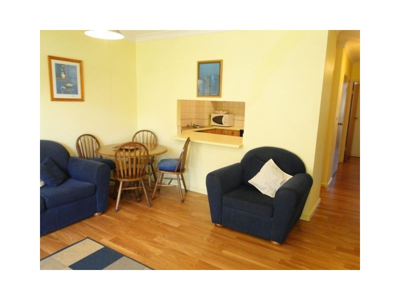 4/9 Donald Street, Nelson Bay NSW 2315