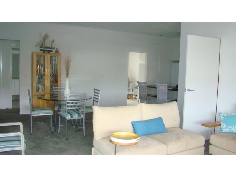 6 The Mainsail, Boat Harbour NSW 2316