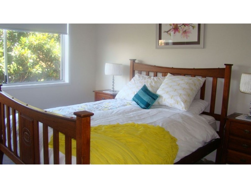 6 The Mainsail, Boat Harbour NSW 2316