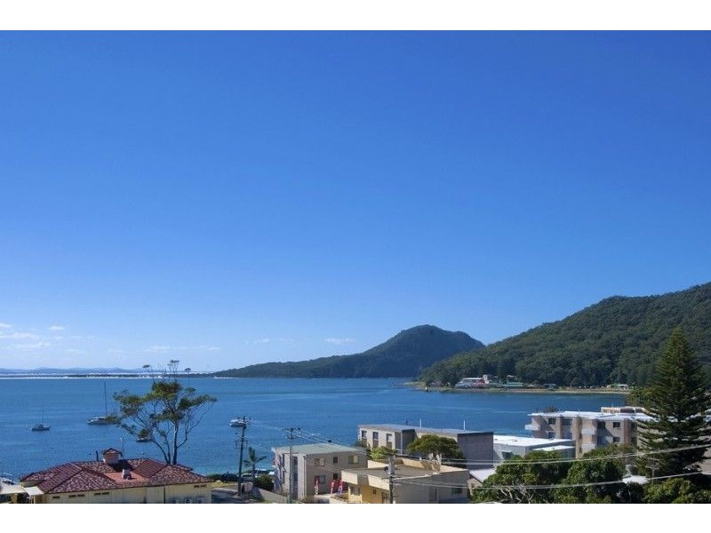 303/2 Messines Street, Shoal Bay NSW 2315