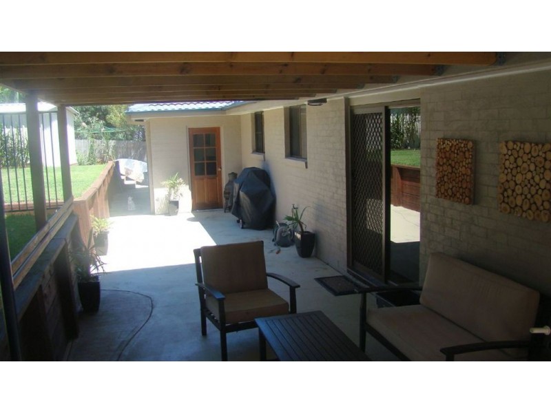 8 Hanson Avenue, Anna Bay NSW 2316