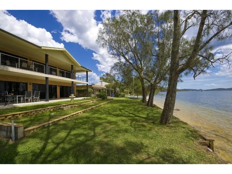 121 Foreshore Drive, Salamander Bay NSW 2317