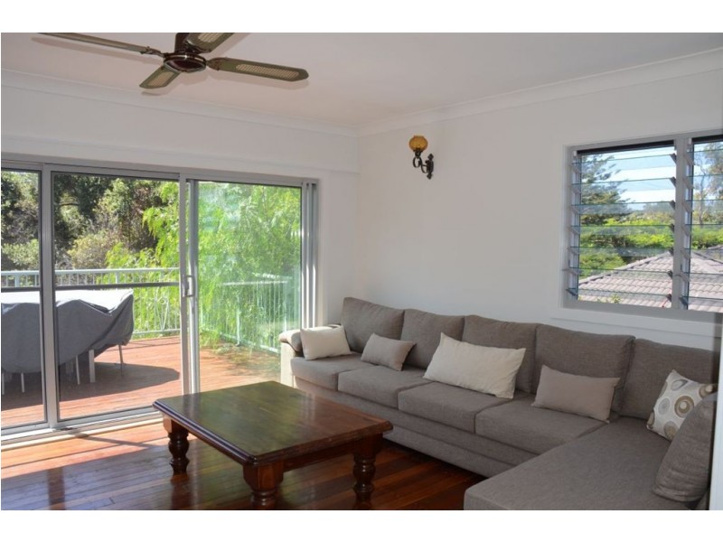 6 Richardson Avenue, Boat Harbour NSW 2316