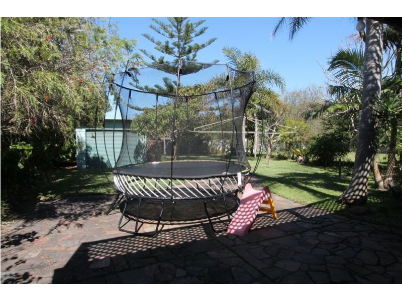 6 Richardson Avenue, Boat Harbour NSW 2316