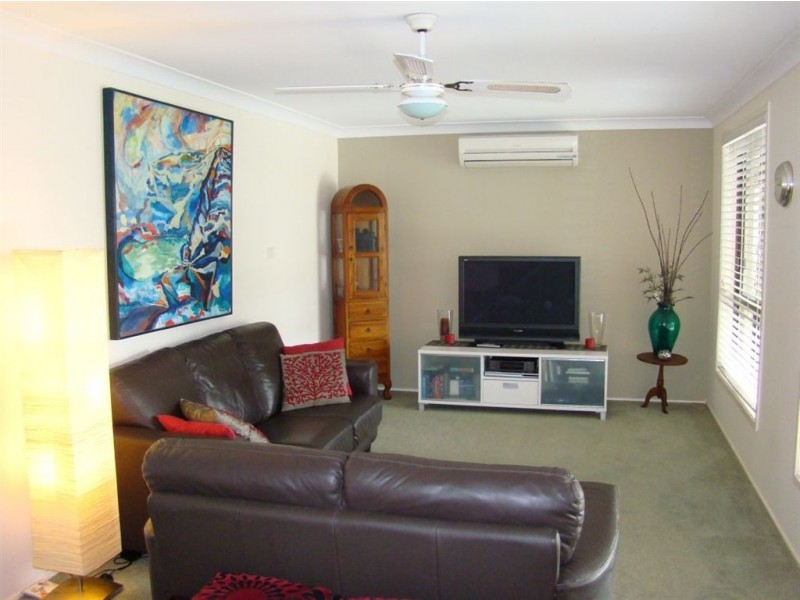 8 Hanson Avenue, Anna Bay NSW 2316