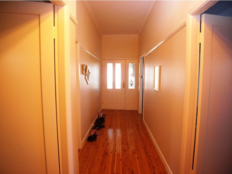 2 Cowie Street, Mayfield NSW 2304