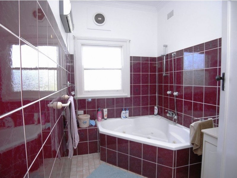 2 Cowie Street, Mayfield NSW 2304