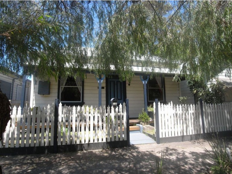 15 Smith Street, Mayfield East NSW 2304