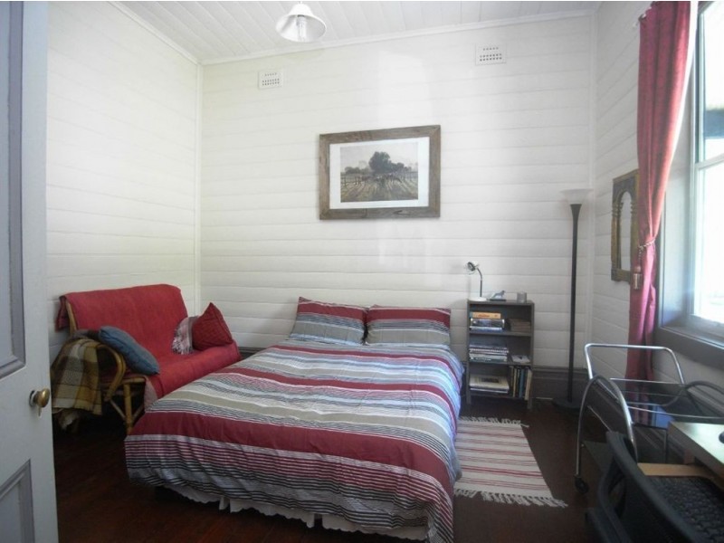 15 Smith Street, Mayfield East NSW 2304