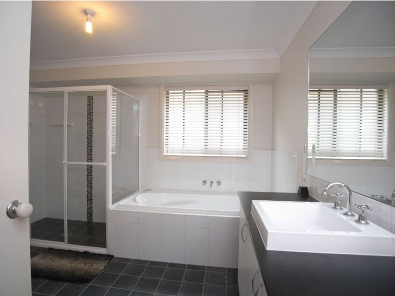 24 Bowerbird Street, Maryland NSW 2287