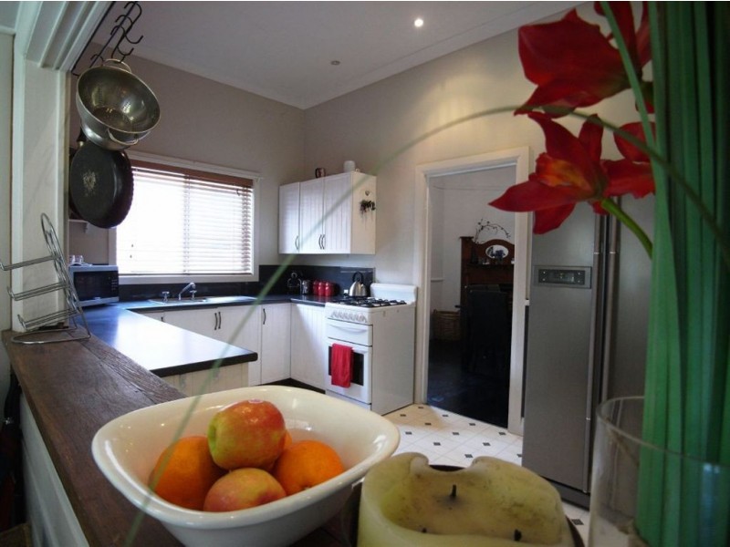 2 Woodstock Street, Mayfield NSW 2304