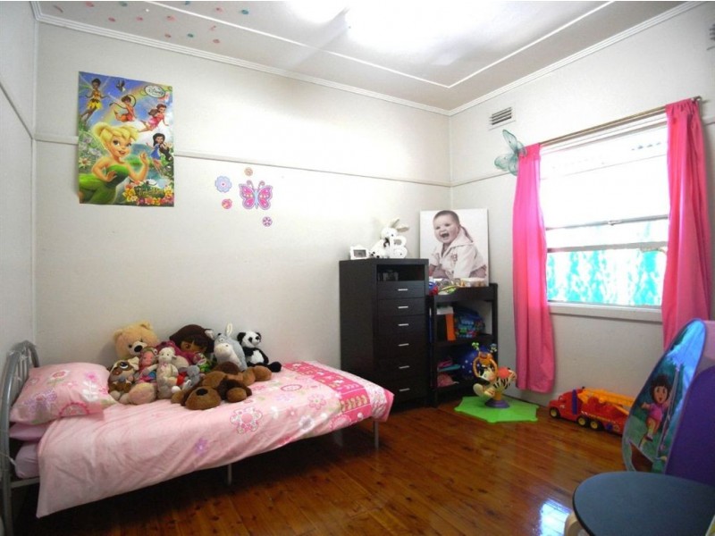 31 Carandotta, Mayfield NSW 2304