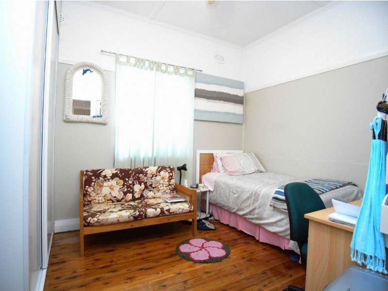 140 Crebert Street, Mayfield NSW 2304